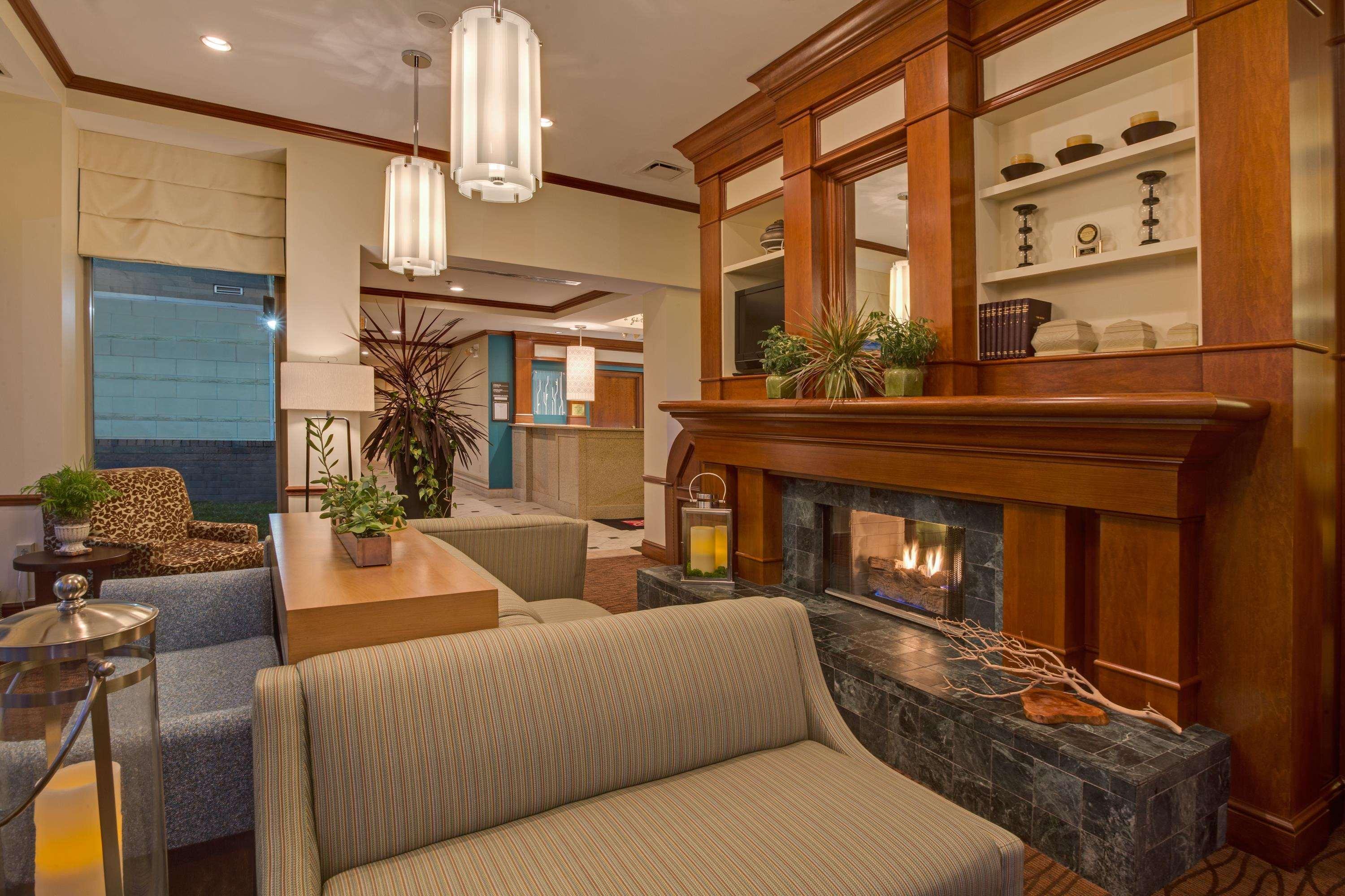 Hilton Garden Inn Cleveland Airport Fairview Park Екстер'єр фото