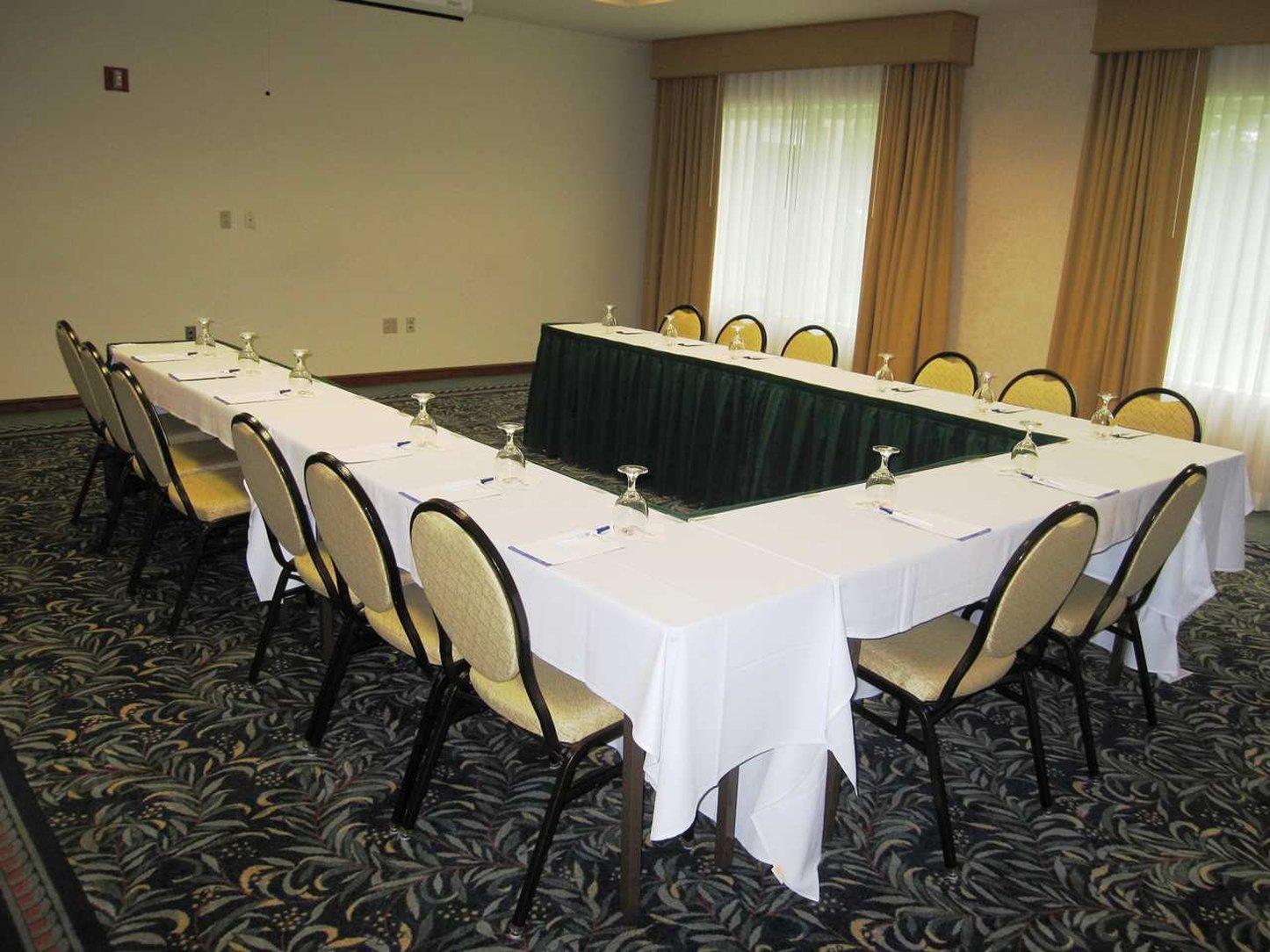 Hilton Garden Inn Cleveland Airport Fairview Park Екстер'єр фото